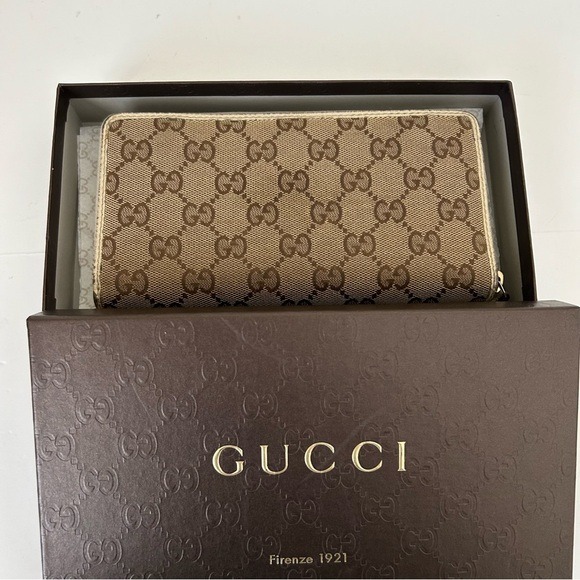 Gucci GG Monogram Canvas Zip Around Continental Wallet - Picture 2 of 9